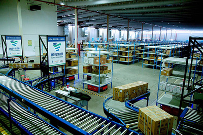 AI+倉儲物流 自主決策機器人引領變革，中國創新贏得國際關注